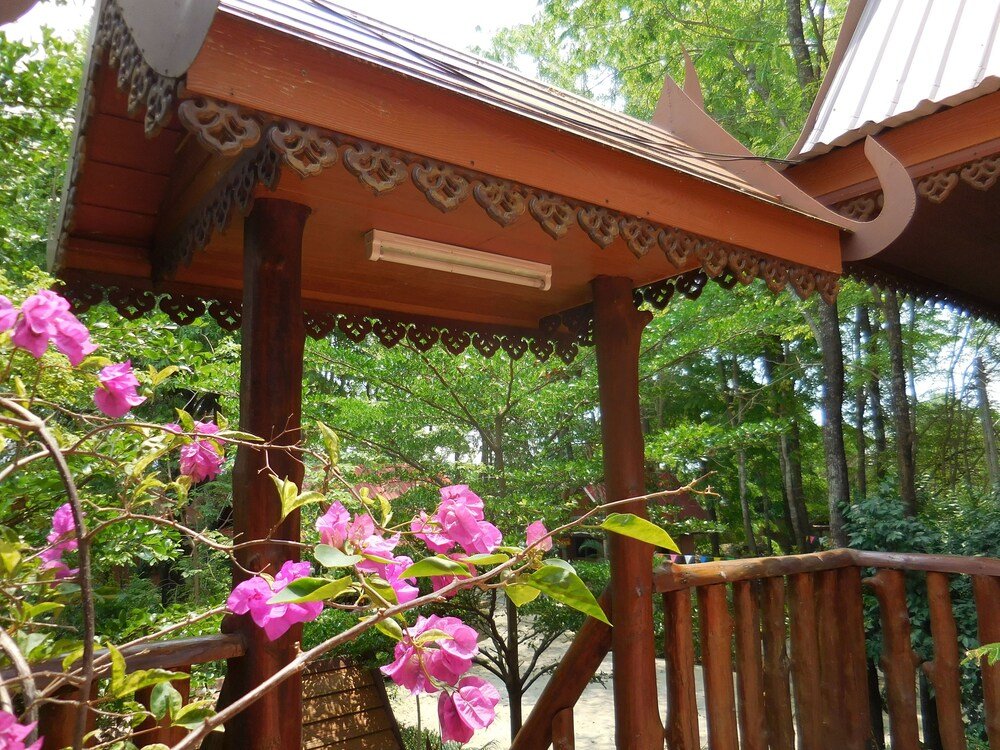 Пхитсанулок: Akechanok Resort & Homestay