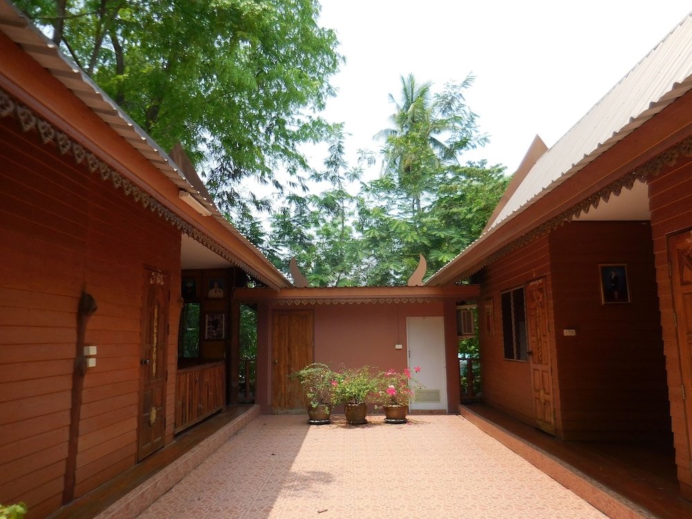 Пхитсанулок: Akechanok Resort & Homestay