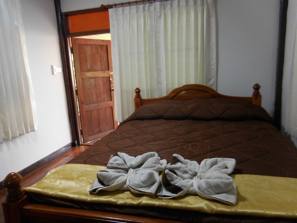 Пхитсанулок: Akechanok Resort & Homestay