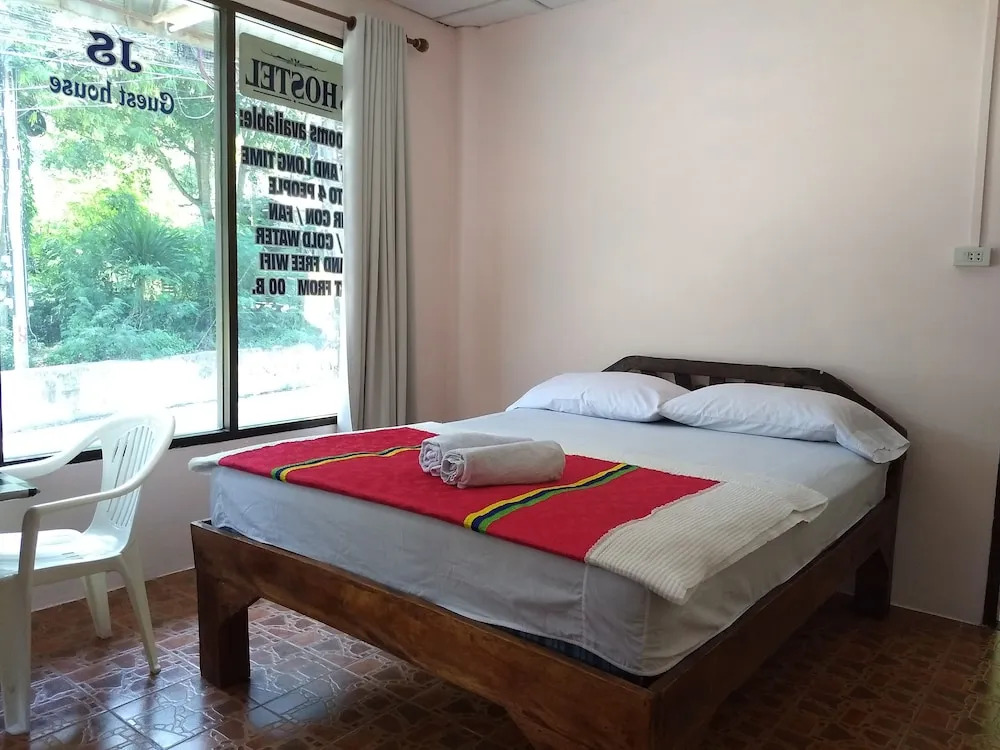 Мэй-Хаад-Бэй: JS Guesthouse