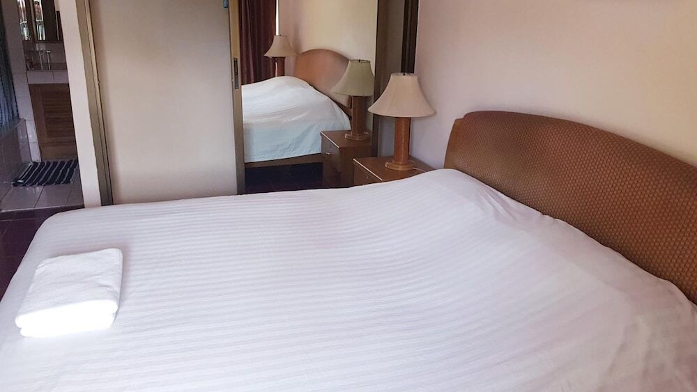 Ко-Липе: Walking Street Hostel by New Wave - Adults Only