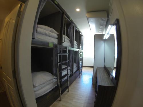 Ко-Липе: Walking Street Hostel by New Wave - Adults Only