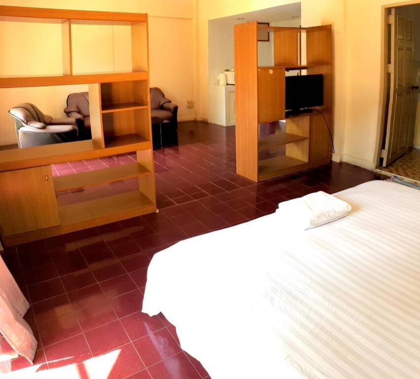 Ко-Липе: Walking Street Hostel by New Wave - Adults Only