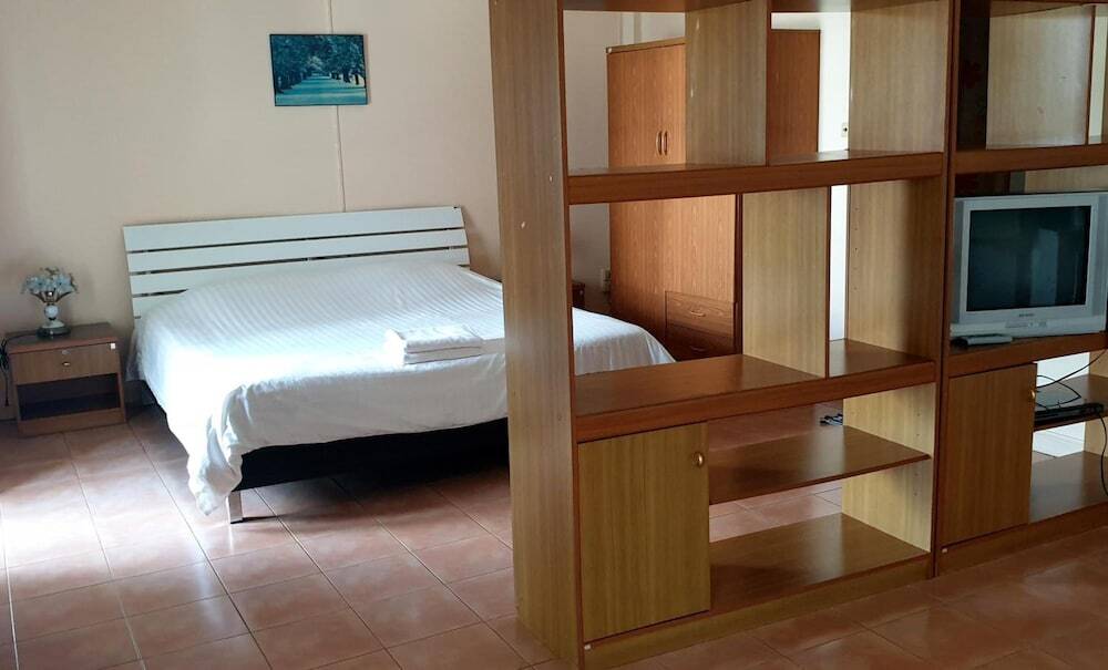 Ко-Липе: Walking Street Hostel by New Wave - Adults Only