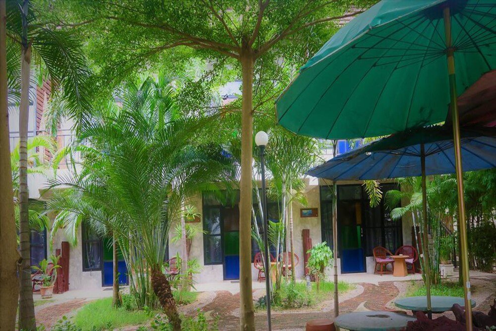 Мей-Сот: The Picturebook Guesthouse