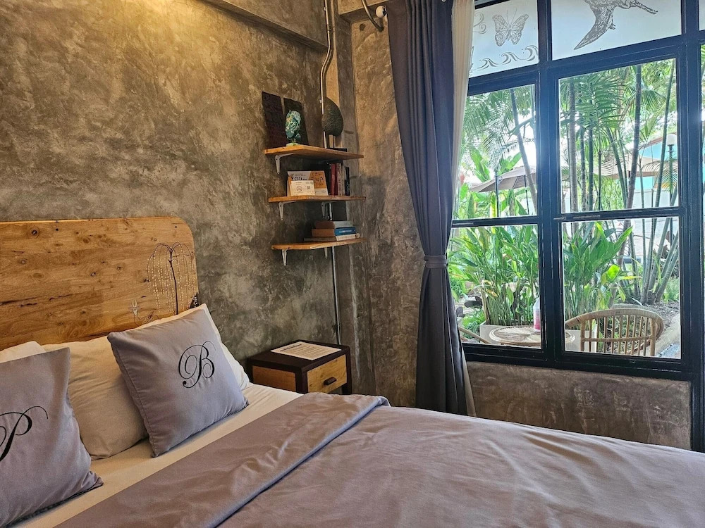Мей-Сот: The Picturebook Guesthouse