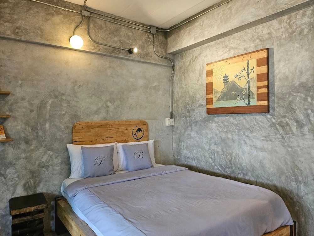 Мей-Сот: The Picturebook Guesthouse