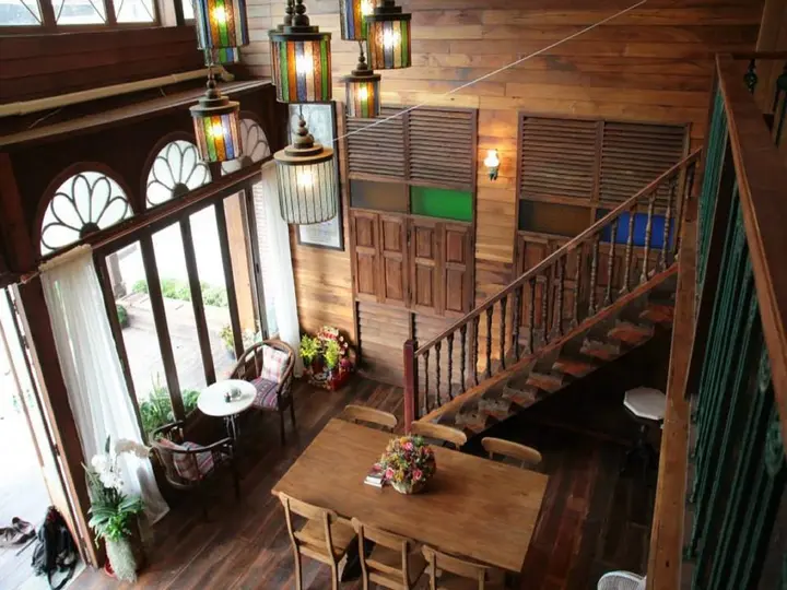 Чиангмай: Rustic River Boutique