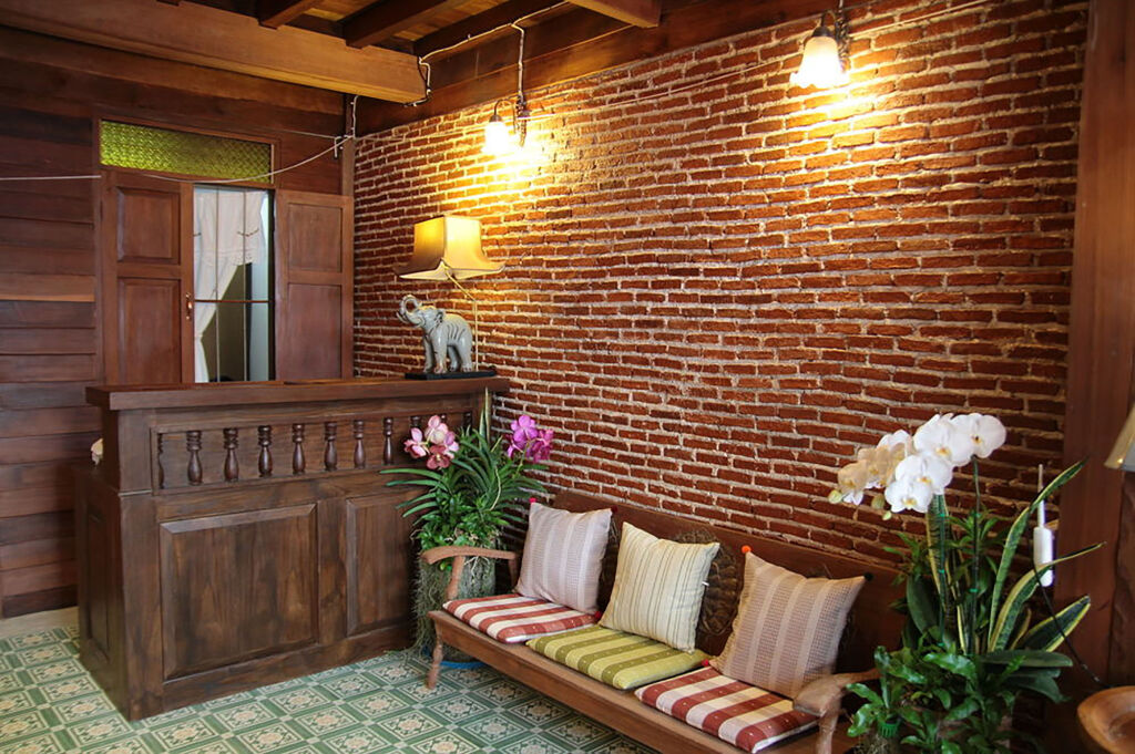 Чиангмай: Rustic River Boutique