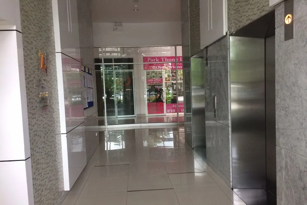 Бангкок: 1 Bedroom at Supalai Park Ekkamai Thonglor