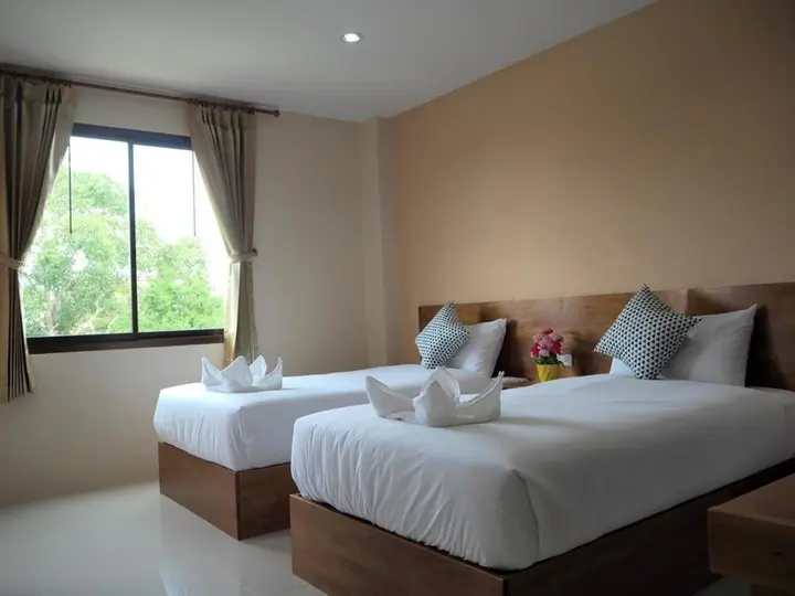 Сураттхани: Regent Room