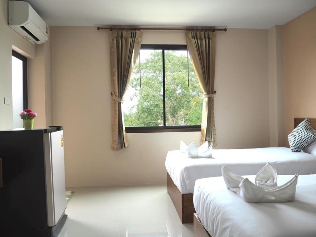 Сураттхани: Regent Room
