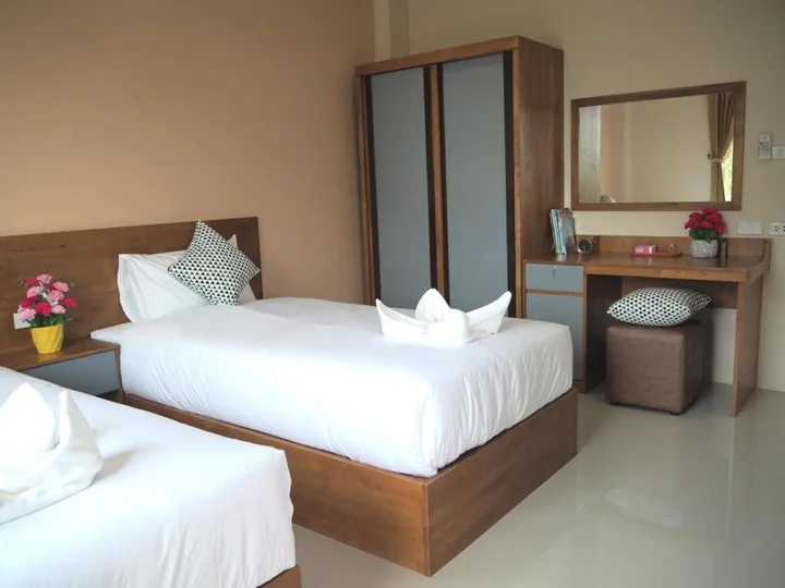 Сураттхани: Regent Room