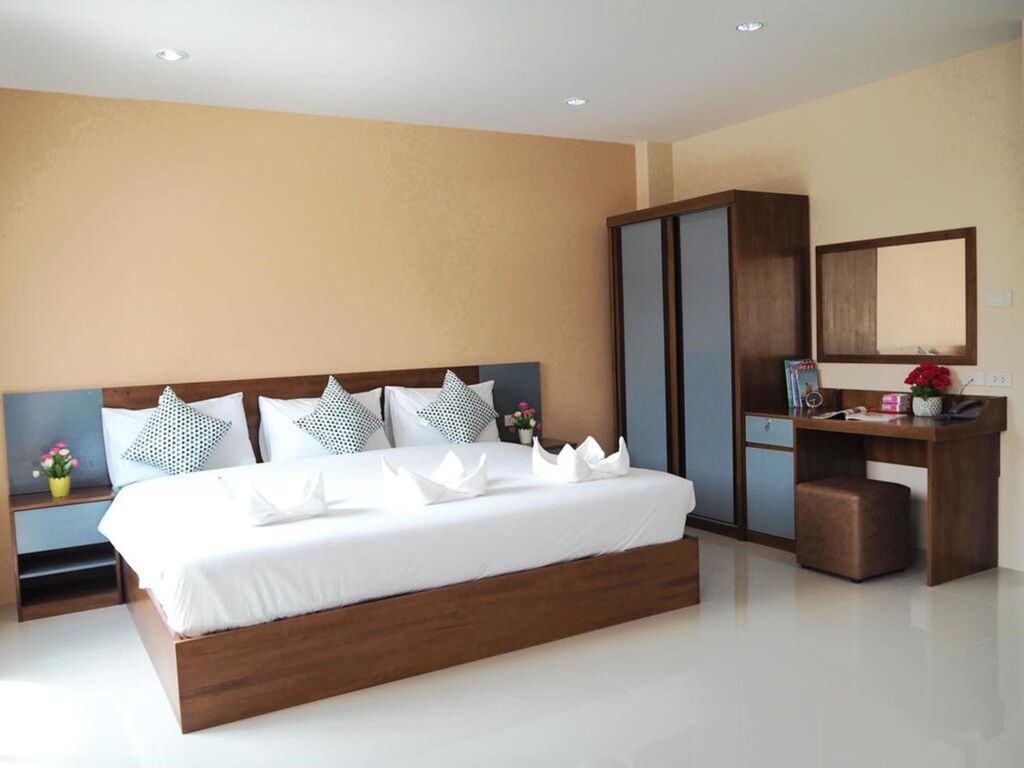 Сураттхани: Regent Room