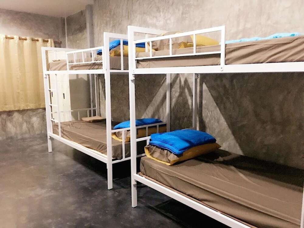 Остров Тау: U&I Hostel