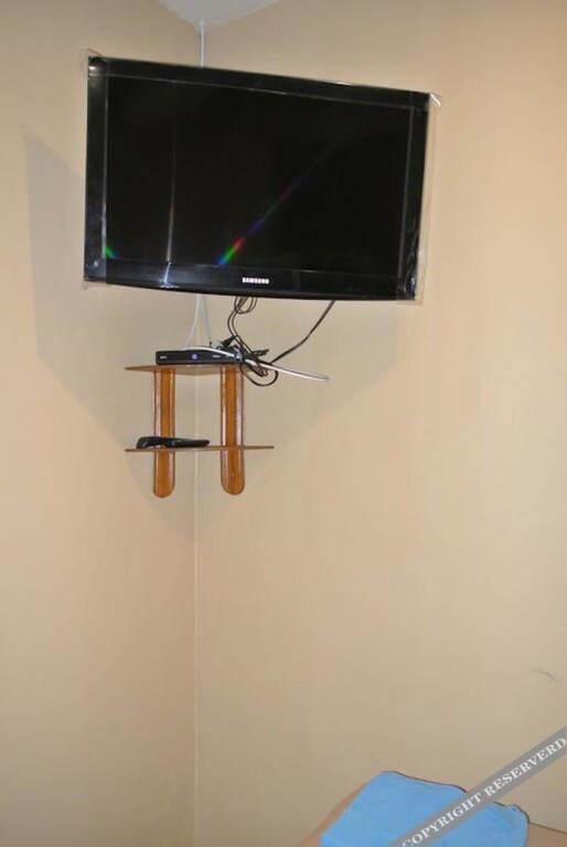 Остров Тау: U&I Hostel