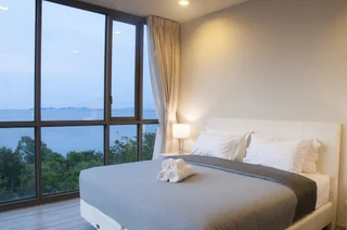 Паттайя: Beachfront Sea View Baan Plai Haad