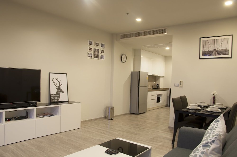 Паттайя: Beachfront Sea View Baan Plai Haad