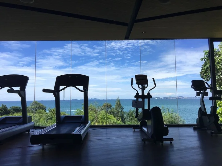 Паттайя: Beachfront Sea View Baan Plai Haad