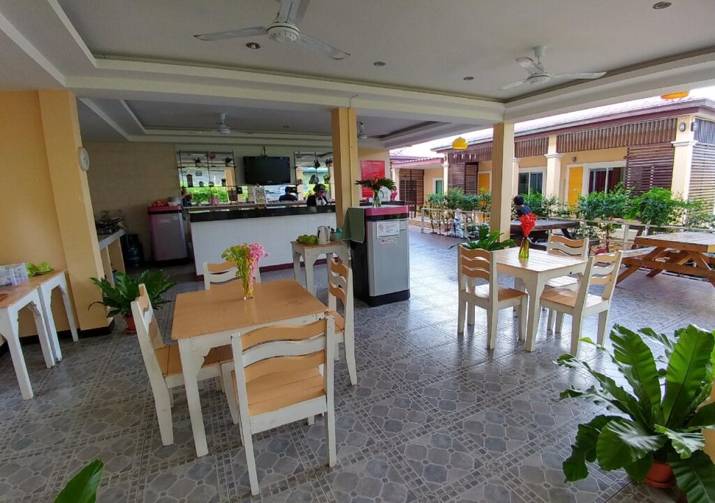 Ко-Лан: Koh Larn De Beach