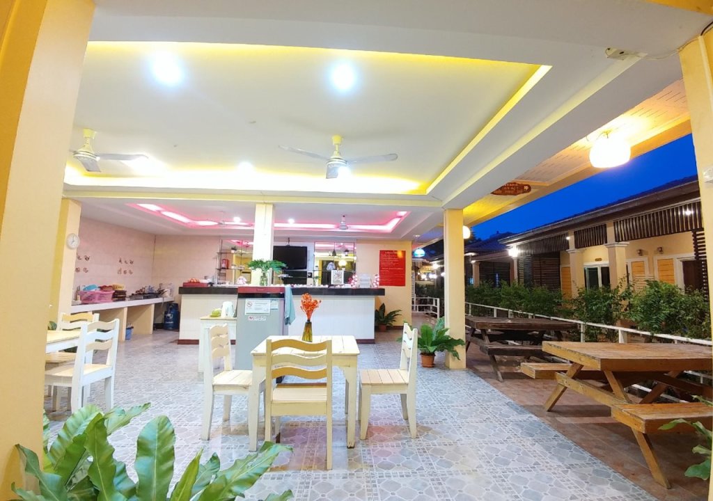 Ко-Лан: Koh Larn De Beach