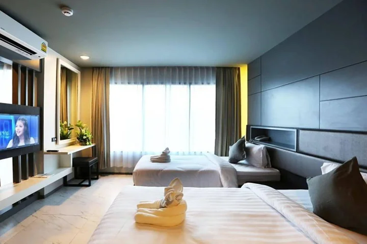 Хатъяй: TR Rock Hill Hotel