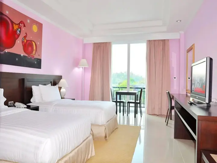 Чианграй: La Vie En Rose Hotel