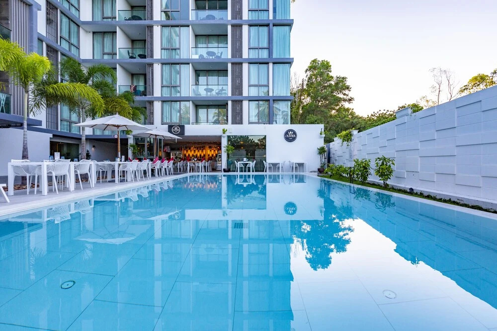 Тхаланг: Ocean Stone Phuket by Holy Cow 2