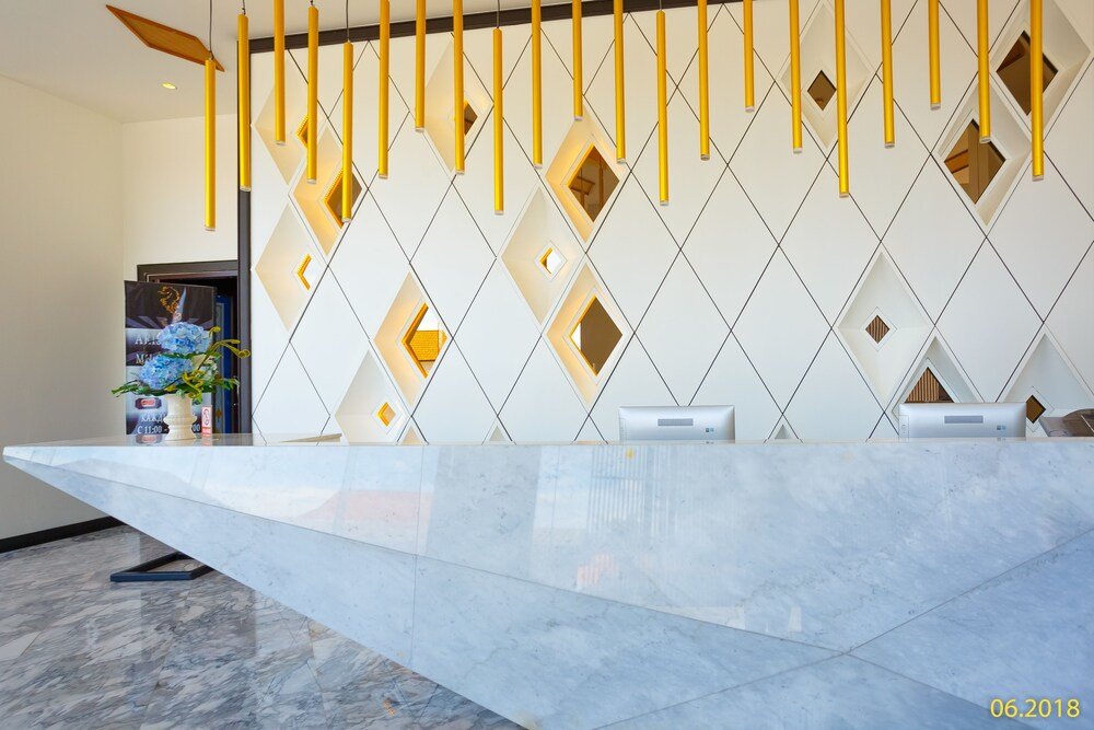 The Aristo Beach Front 33 by Holy Cow — фото 1