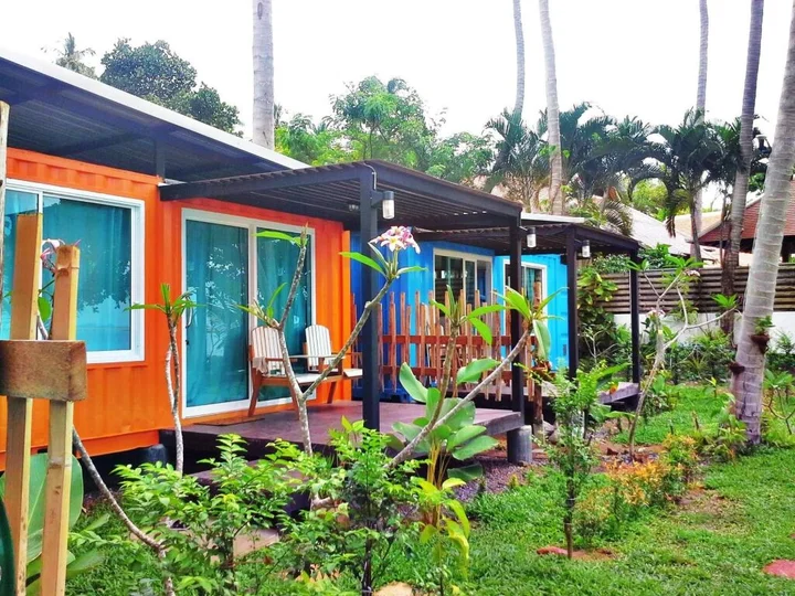 Самуи: Think & Retro Cafe Lipa Noi Samui
