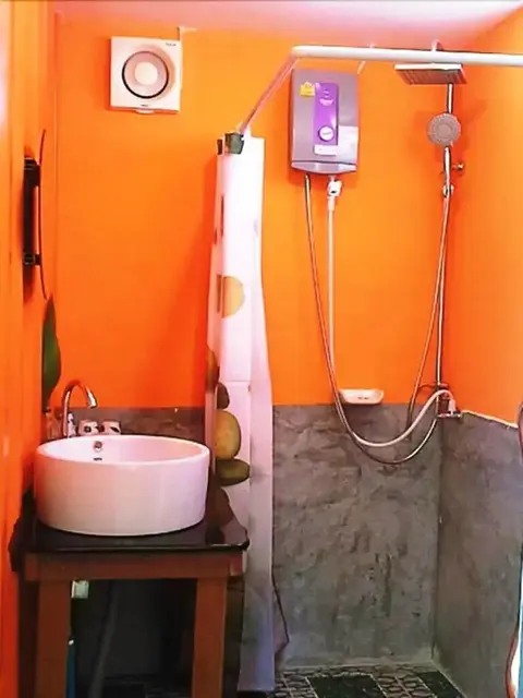 Самуи: Think & Retro Cafe Lipa Noi Samui