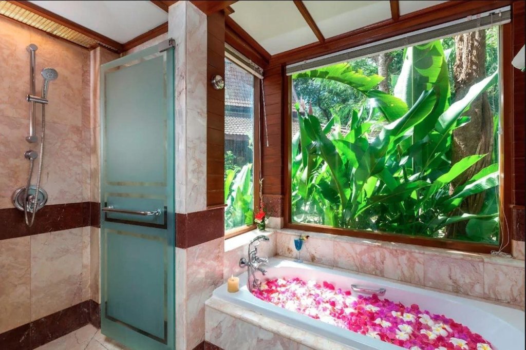 Пхукет: Thavorn Beach Village Resort & Spa Phuket