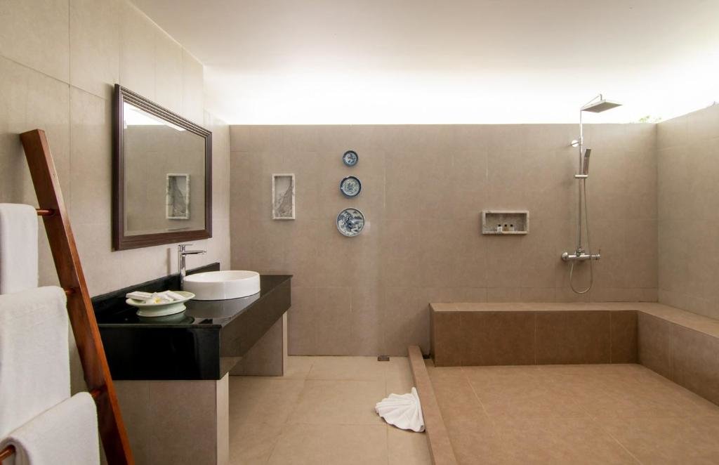 Пхукет: Thavorn Beach Village Resort & Spa Phuket