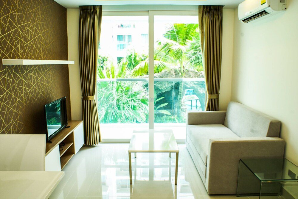Паттайя: Amazon Residence - Jomtien