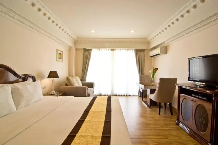 Паттайя: LK Royal Suite Pattaya