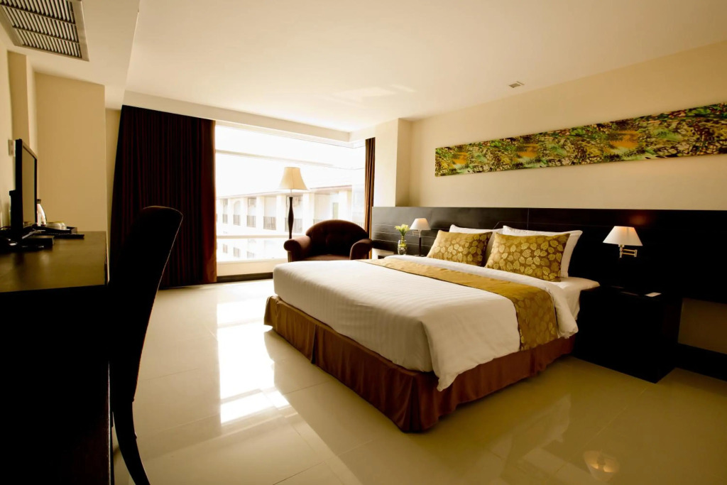 Бангкок: Sinsuvarn Airport Suite