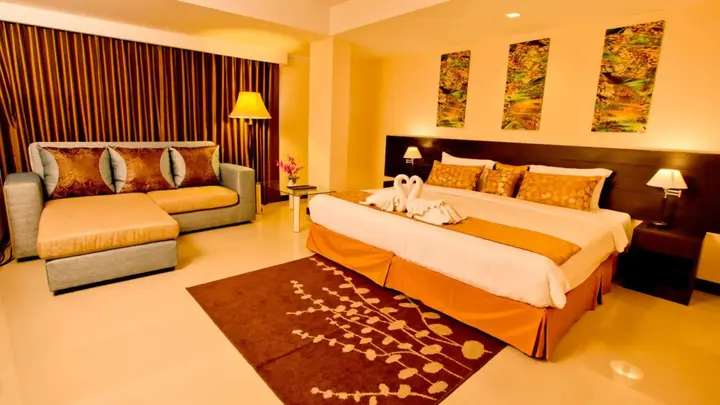 Бангкок: Sinsuvarn Airport Suite
