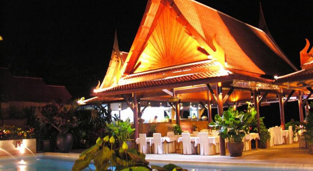 Самуи: White House Beach Resort And Spa