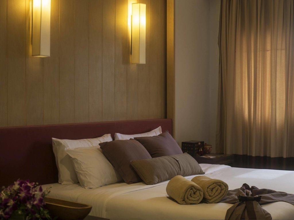 Пхукет: Sawaddi Patong Resort & Spa by Tolani