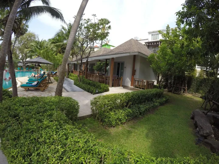 Чаам: Bann Pantai Resort