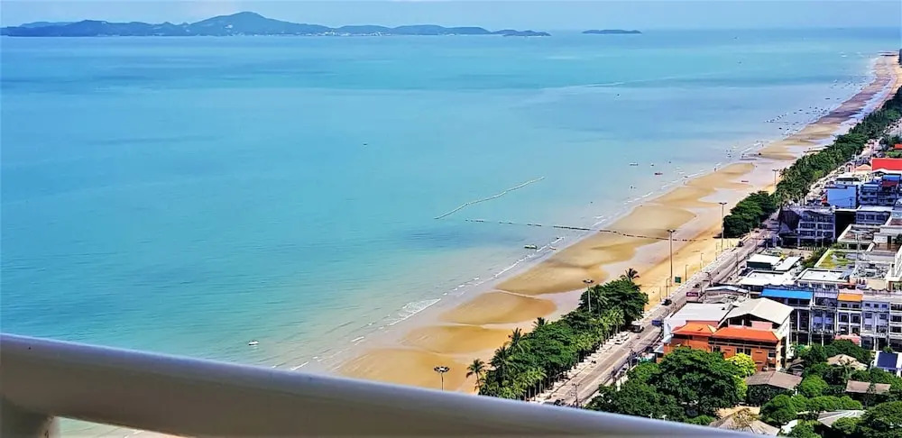 Паттайя: Fantastic sea View Beach Condo