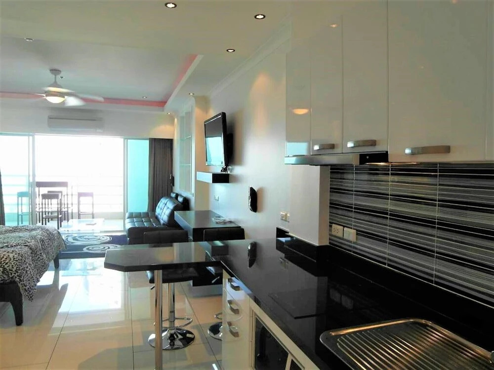 Паттайя: Fantastic sea View Beach Condo