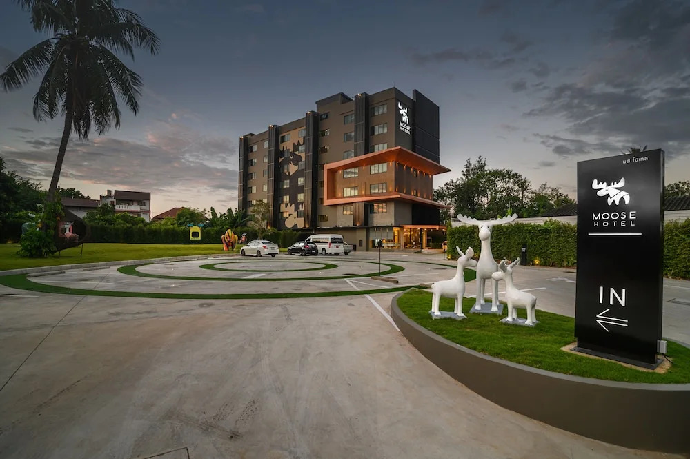 Чиангмай: Moose Hotel