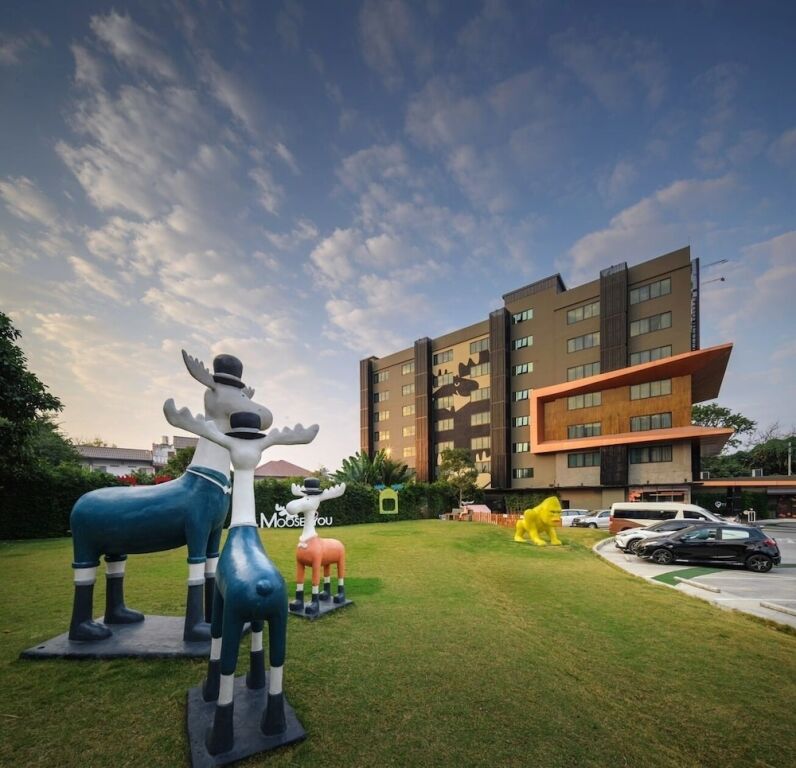 Чиангмай: Moose Hotel
