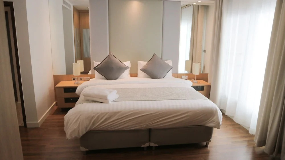 Бангкок: JJ Suites - Your Home on 11