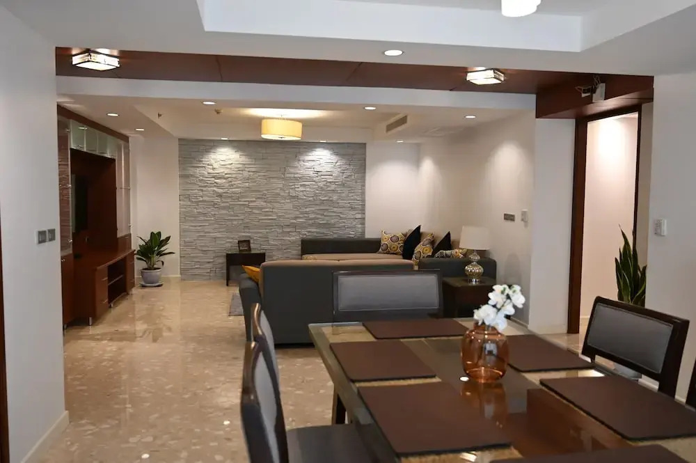 Бангкок: JJ Suites - Your Home on 11