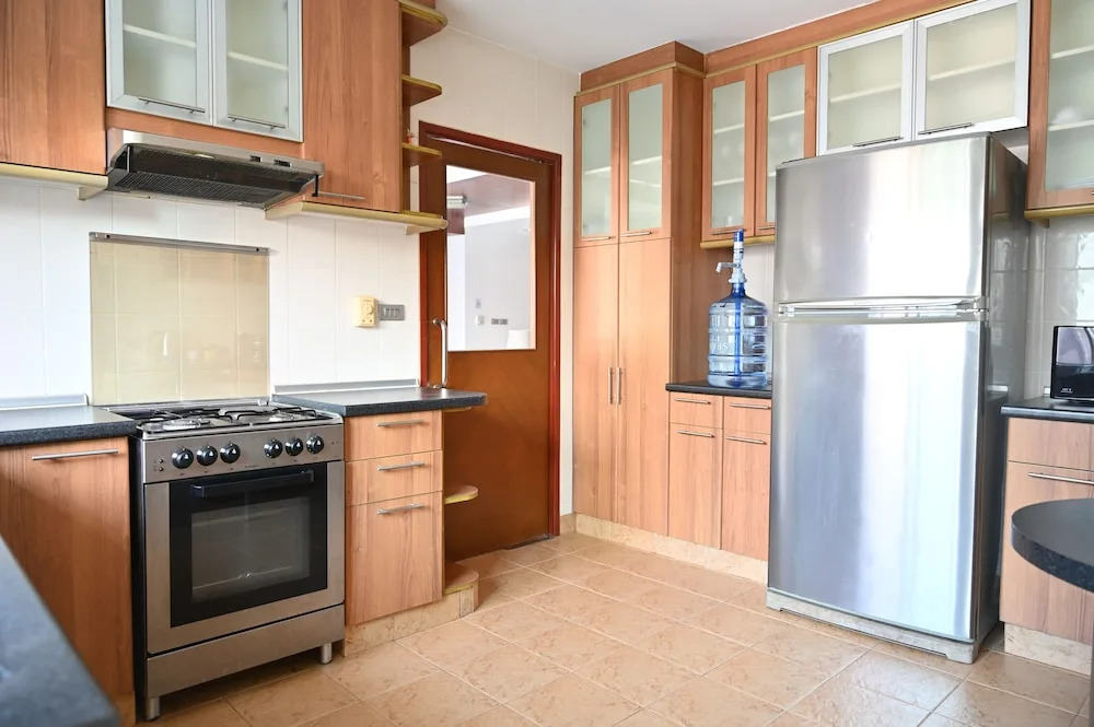 Бангкок: JJ Suites - Your Home on 11