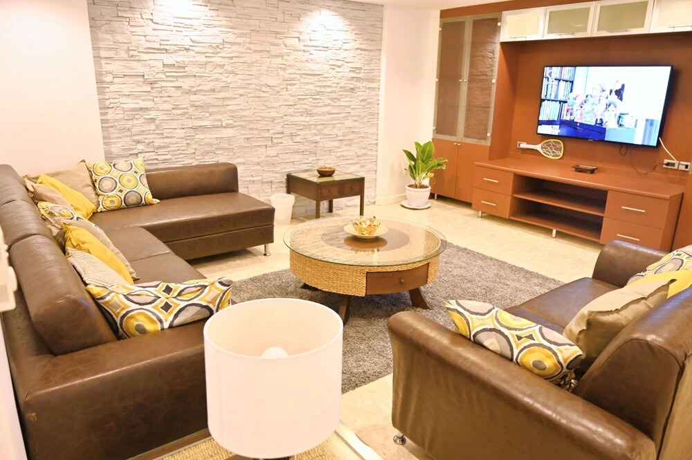 Бангкок: JJ Suites - Your Home on 11