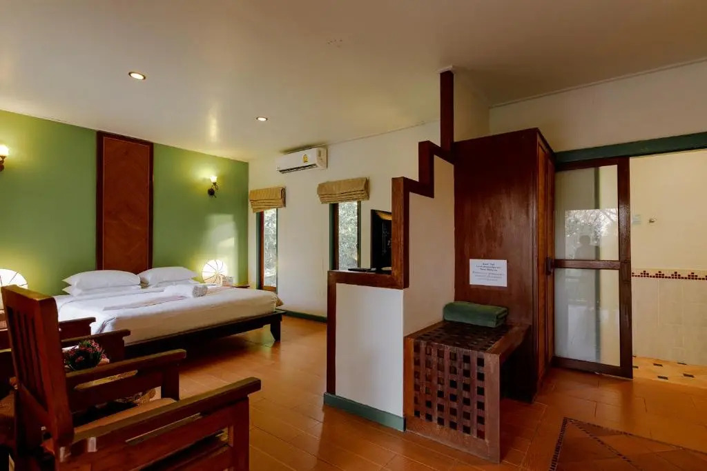 Самуи: The Bay Samui