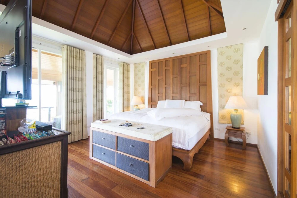 Тхаланг: 4-BR Seaview Villa with Large Pool at Surin Beach